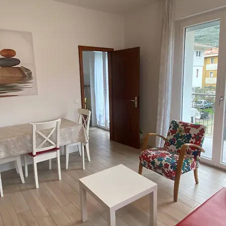Casa Belli Holiday Apartments Adults Only Arco Exterior photo